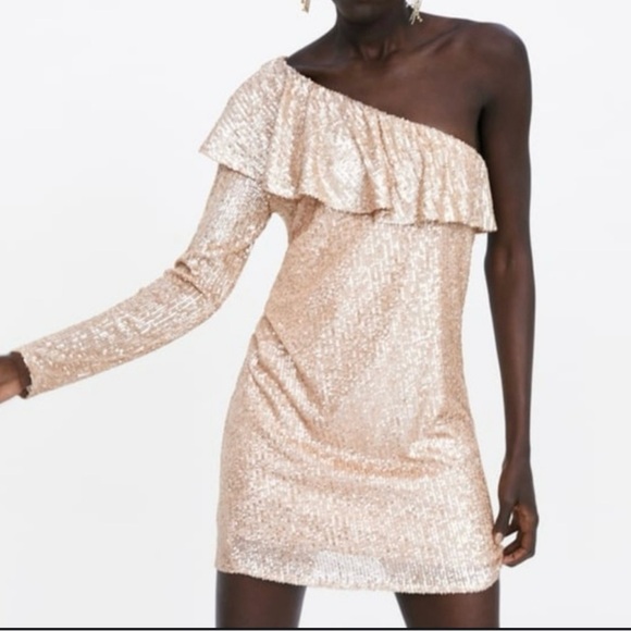 zara one shoulder sequin dress Zara sparkly Black one shoulder mini dress with gold